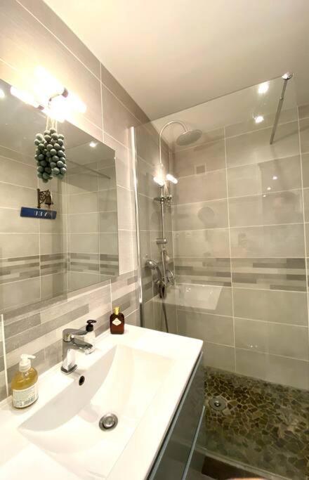 Appartement Chaleureux Entre Zola Et Proce. Nantes Kültér fotó